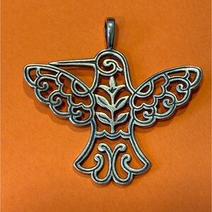 James Avery retired Hummingbird Pendant